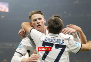 Kedatangan De Bruyne akan menjadi tambahan signifikan bagi lini tengah Napoli.