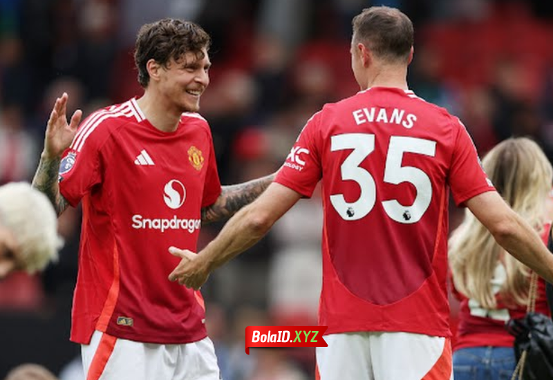 Manchester United menggagalkan harapan Aston Villa untuk lolos ke Liga Champions musim depan.
