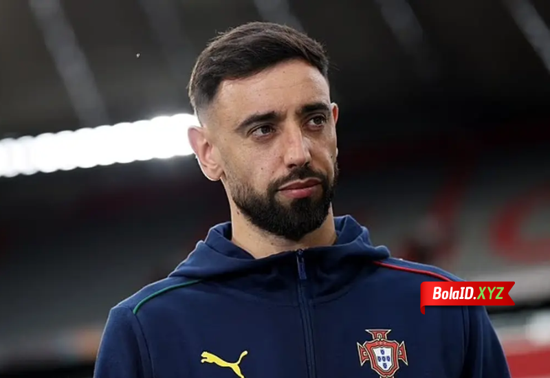 Bruno Fernandes akhirnya memutuskan bertahan di Manchester united dan menolak tawaran AL Hilal