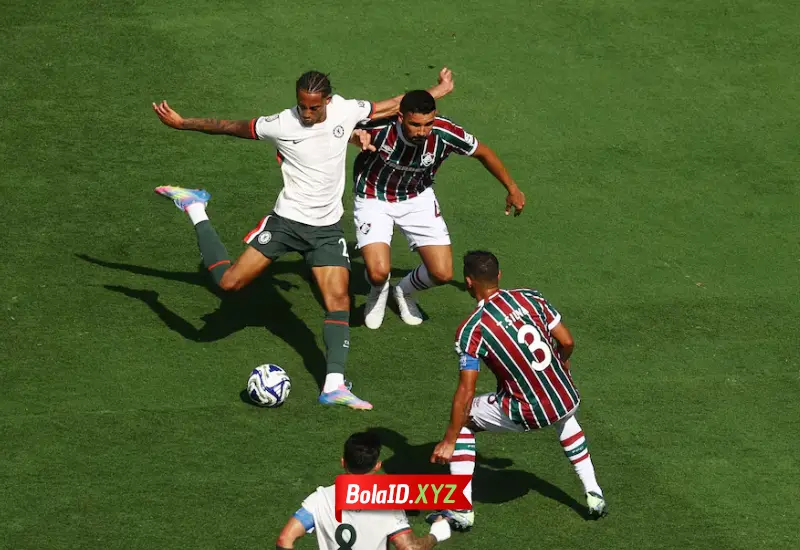 João Pedro menjadi pahlawan Chelsea dengan mencetak 2 gol ke gawang Fluminense
