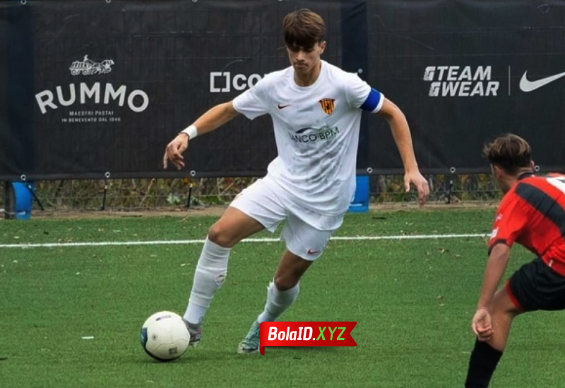AC Milan tambah amunisi baru, datangkan striker Muda ganas berusia 16 tahun